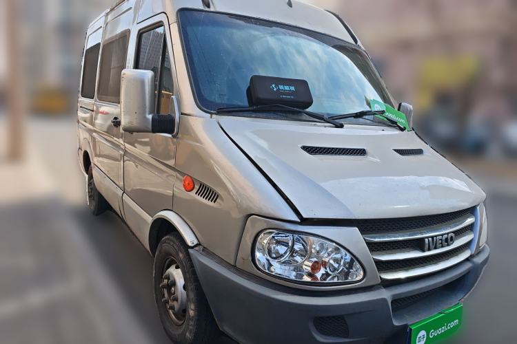 Used Iveco Power Daily 2012 2.5T-A32 Base Version Front Right 45 Deg