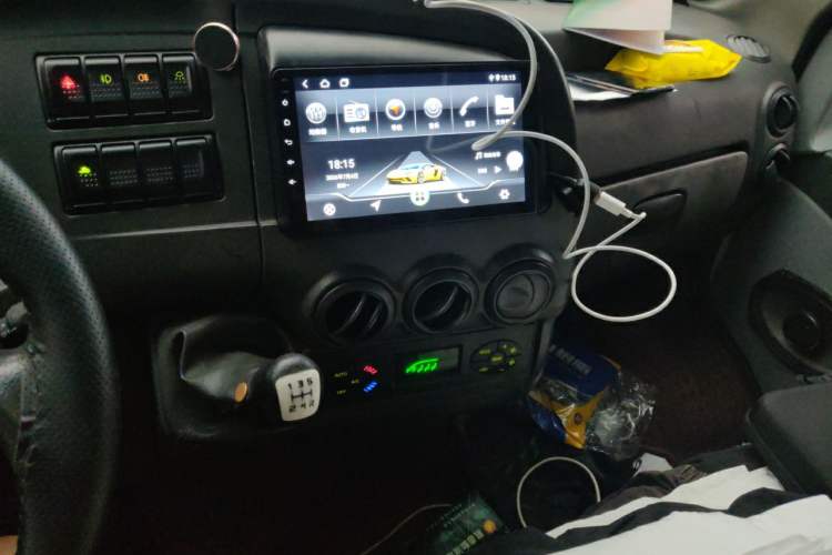 Used Iveco Power Daily 2012 2.5T-A32 Base Version Audio And AC Panel