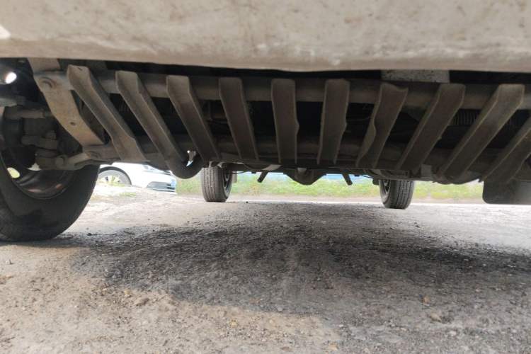 Used Iveco Power Daily 2012 2.5T-A32 Base Version Chassis Front