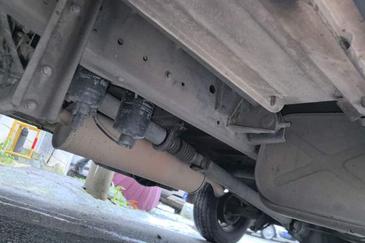 Used Iveco Power Daily 2012 2.5T-A32 Base Version Chassis Front Left