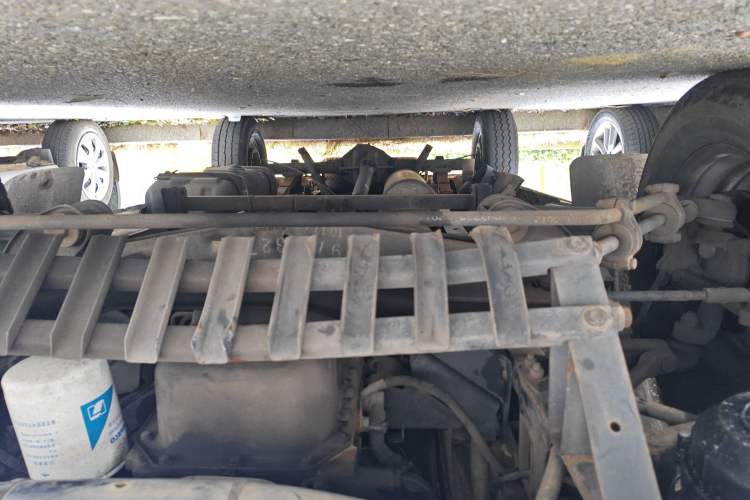 Used Iveco Power Daily 2012 2.5T-A32 Base Version Chassis Front