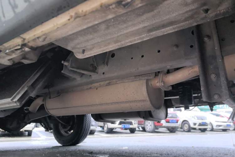 Used Iveco Power Daily 2012 2.5T-A32 Base Version Chassis Front Right