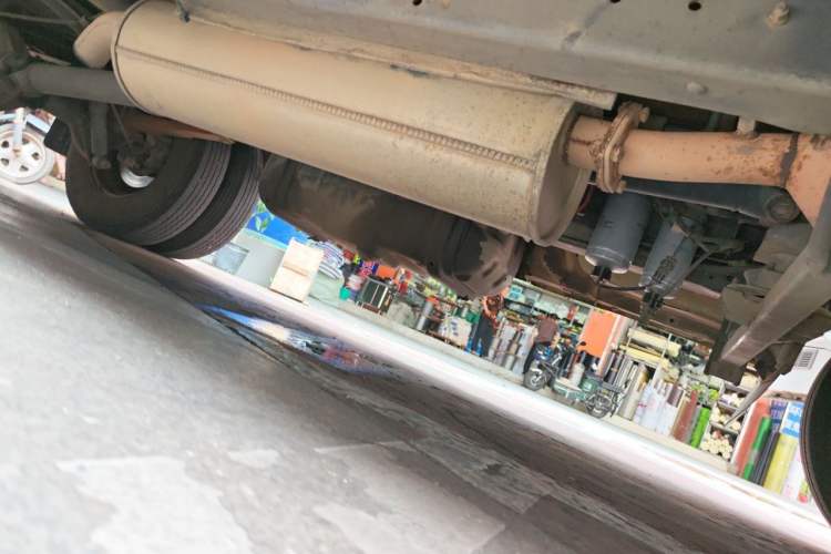 Used Iveco Power Daily 2012 2.5T-A32 Base Version Chassis Front Right