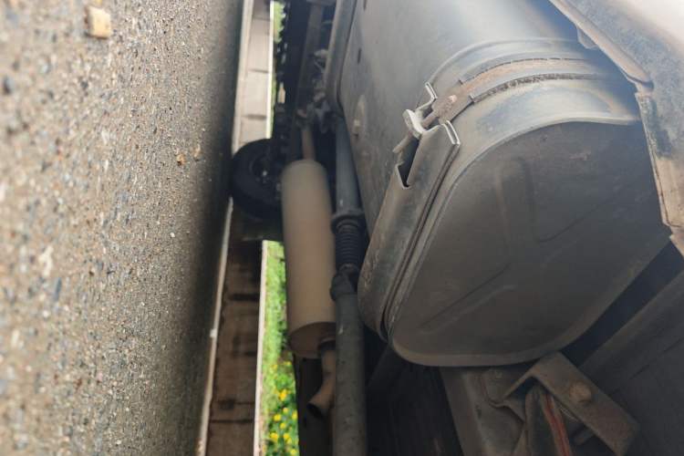 Used Iveco Power Daily 2012 2.5T-A32 Base Version Chassis Rear Left