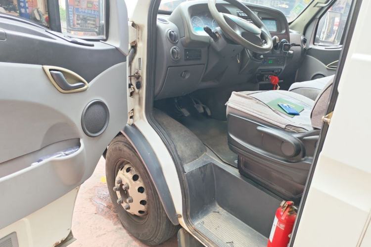 Used Iveco Power Daily 2012 2.5T-A32 Base Version Driver Seat