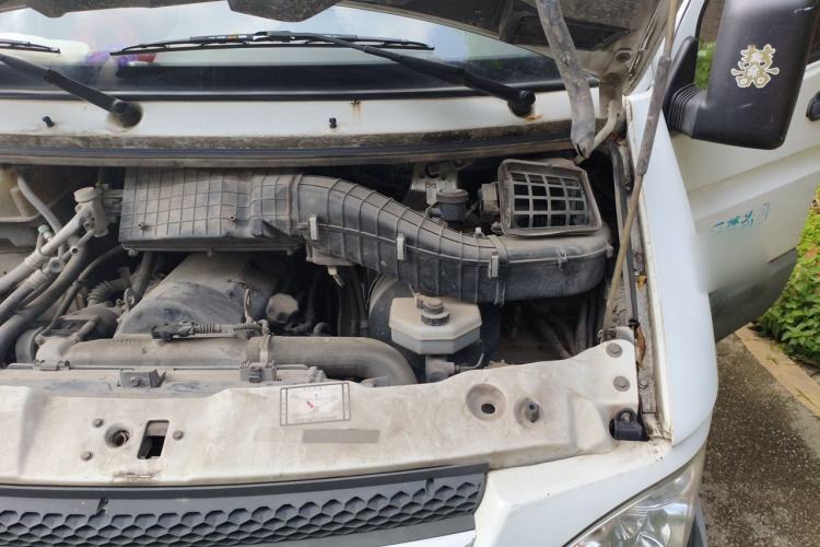 Used Iveco Power Daily 2012 2.5T-A32 Base Version Engine Bay Left