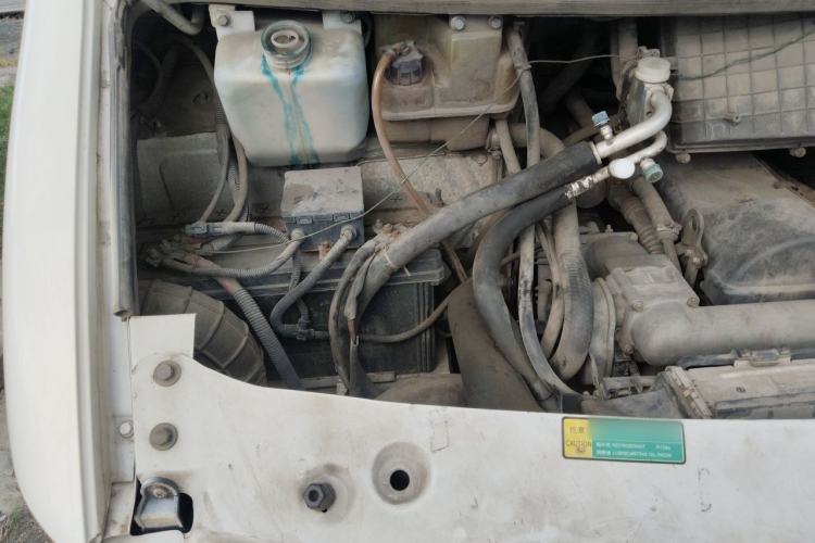 Used Iveco Power Daily 2012 2.5T-A32 Base Version Engine Bay Right