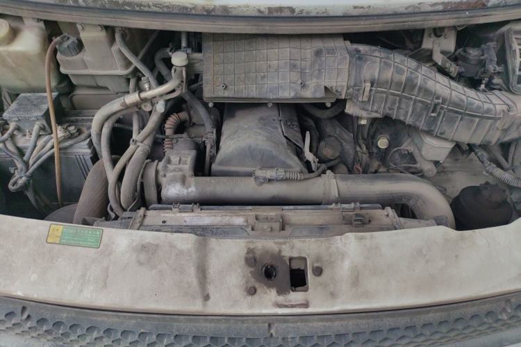 Used Iveco Power Daily 2012 2.5T-A32 Base Version Engine Bay