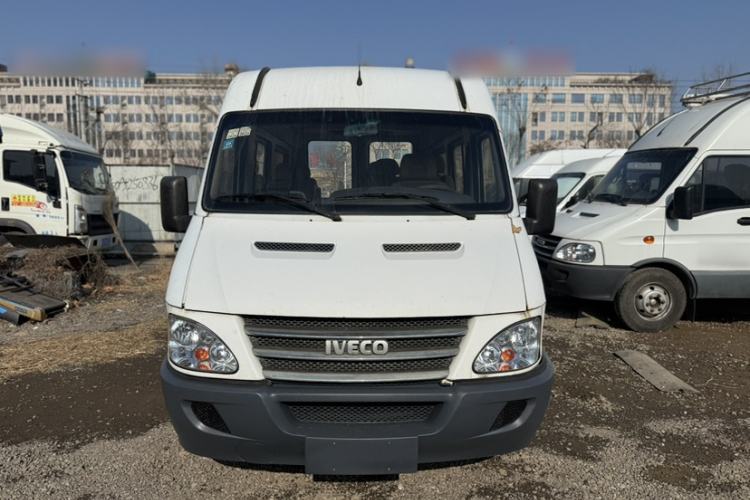 Used Iveco Power Daily 2012 2.5T-A32 Base Version Exterior 4
