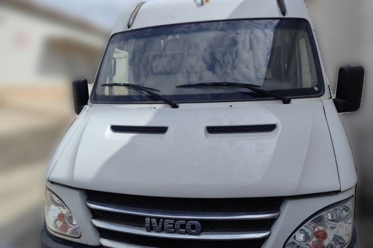 Used Iveco Power Daily 2012 2.5T-A32 Base Version Front
