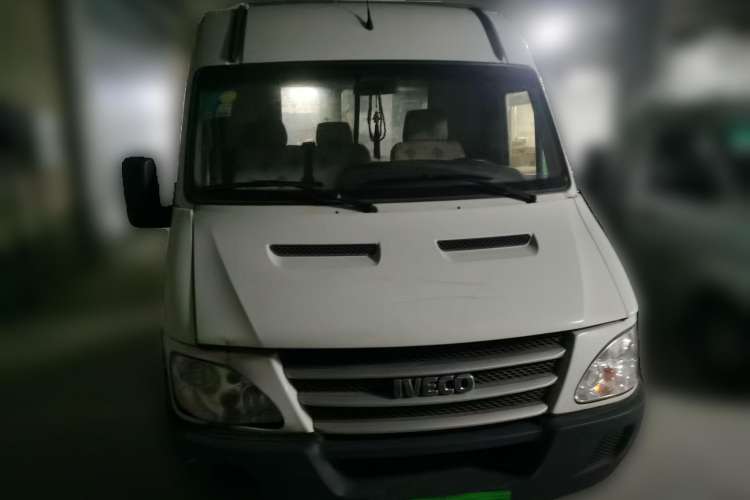 Used Iveco Power Daily 2012 2.5T-A32 Base Version Front