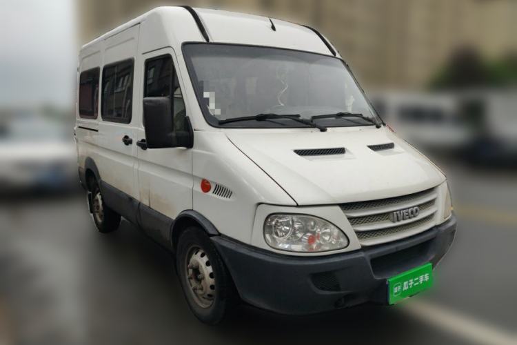 Used Iveco Power Daily 2012 2.5T-A32 Base Version Front Right 45 Deg