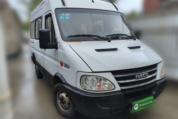 Used Iveco Power Daily 2012 2.5T-A32 Base Version Front Right 45 Deg