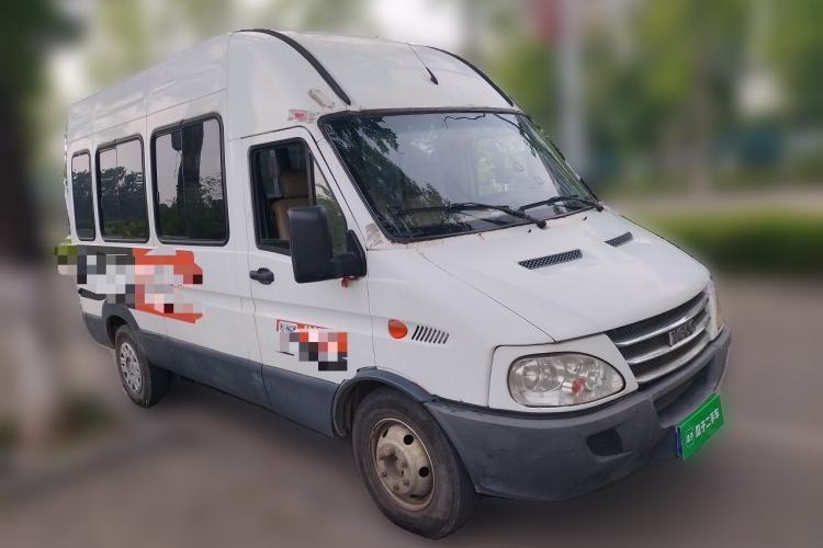 Used Iveco Power Daily 2012 2.5T-A32 Base Version Front Right 45 Deg
