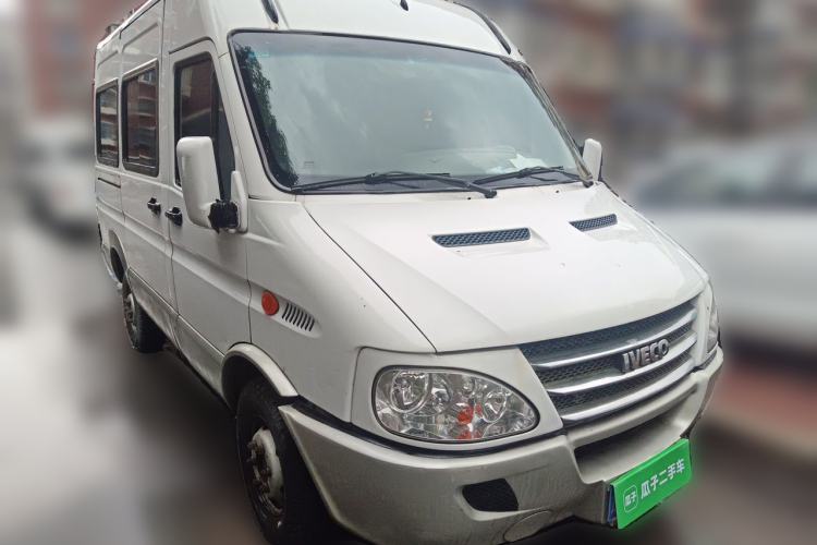 Used Iveco Power Daily 2012 2.5T-A32 Base Version Front Right 45 Deg
