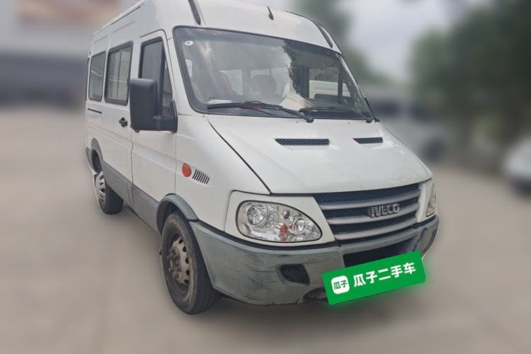 Used Iveco Power Daily 2012 2.5T-A32 Base Version Front Right 45 Deg