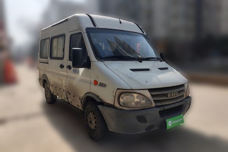 Used Iveco Power Daily 2012 2.5T-A32 Base Version Front Right 45 Deg