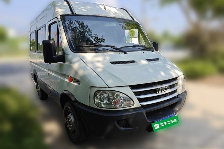 Used Iveco Power Daily 2012 2.5T-A32 Base Version Front Right 45 Deg