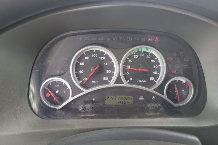 Used Iveco Power Daily 2012 2.5T-A32 Base Version Instrument Cluster