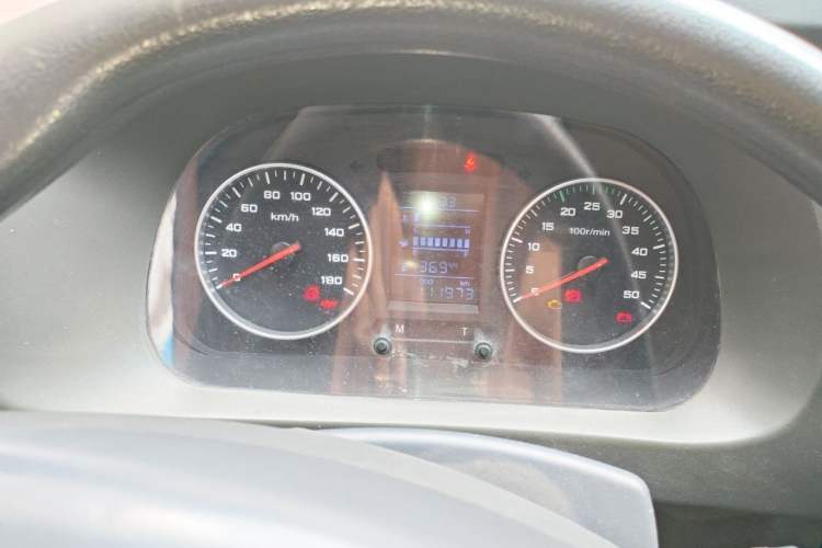 Used Iveco Power Daily 2012 2.5T-A32 Base Version Instrument Cluster