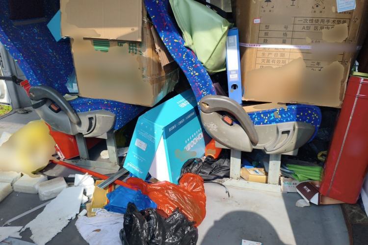 Used Iveco Power Daily 2012 2.5T-A32 Base Version Left Rear Seat