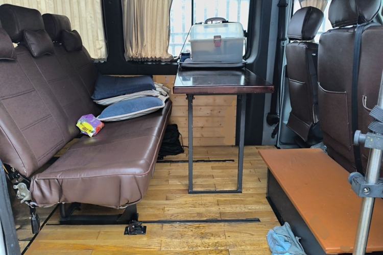 Used Iveco Power Daily 2012 2.5T-A32 Base Version Left Rear Seat