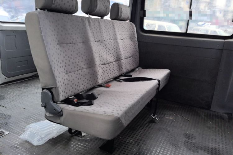 Used Iveco Power Daily 2012 2.5T-A32 Base Version Left Rear Seat