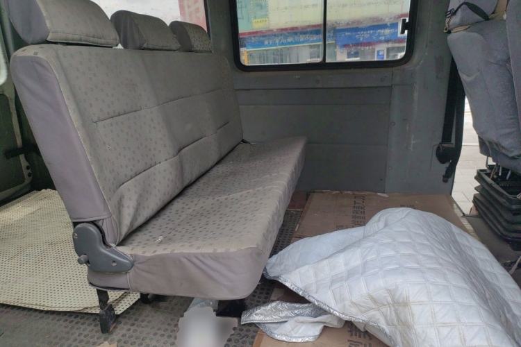 Used Iveco Power Daily 2012 2.5T-A32 Base Version Left Rear Seat