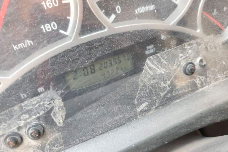 Used Iveco Power Daily 2012 2.5T-A32 Base Version Odometer Close Up