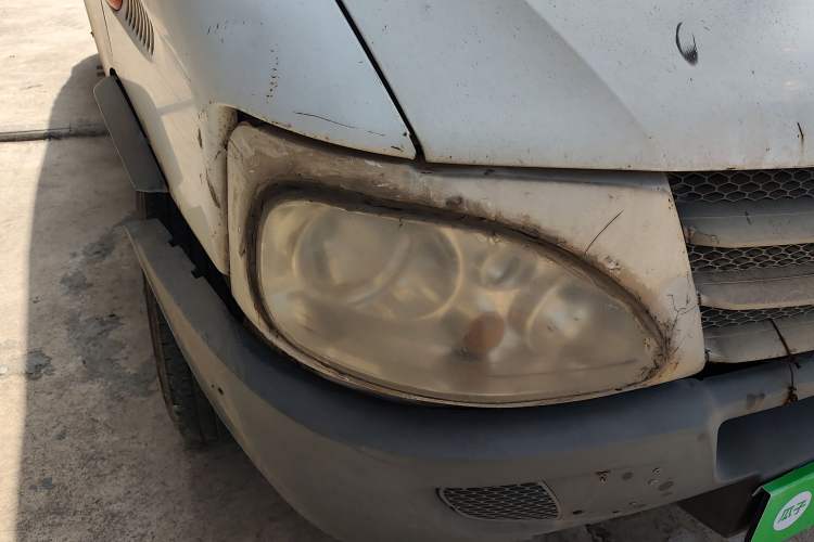 Used Iveco Power Daily 2012 2.5T-A32 Base Version Right Front Headlight