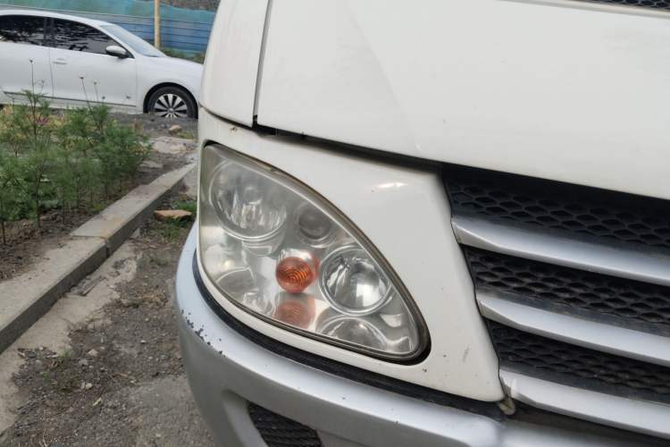Used Iveco Power Daily 2012 2.5T-A32 Base Version Right Front Headlight
