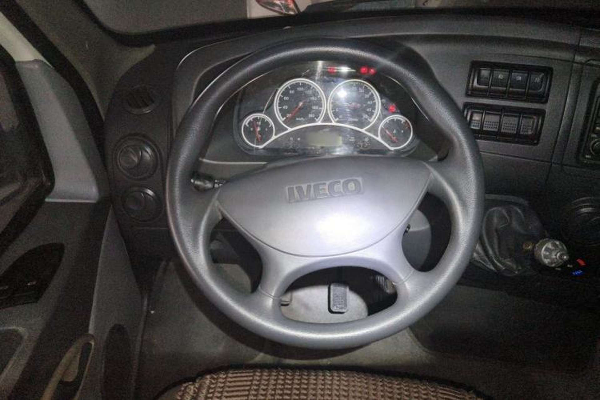 Used Iveco Power Daily 2012 2.5T-A32 Base Version Steering Wheel
