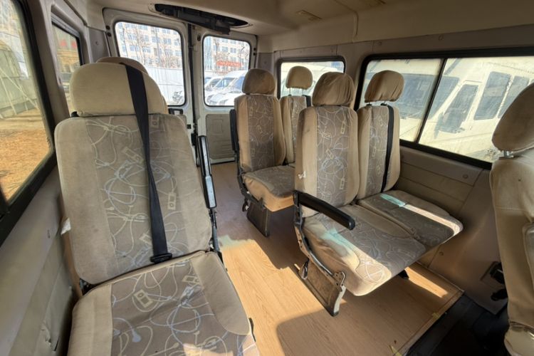 Used Iveco Power Daily 2012 2.5T-A32 Base Version Trunk
