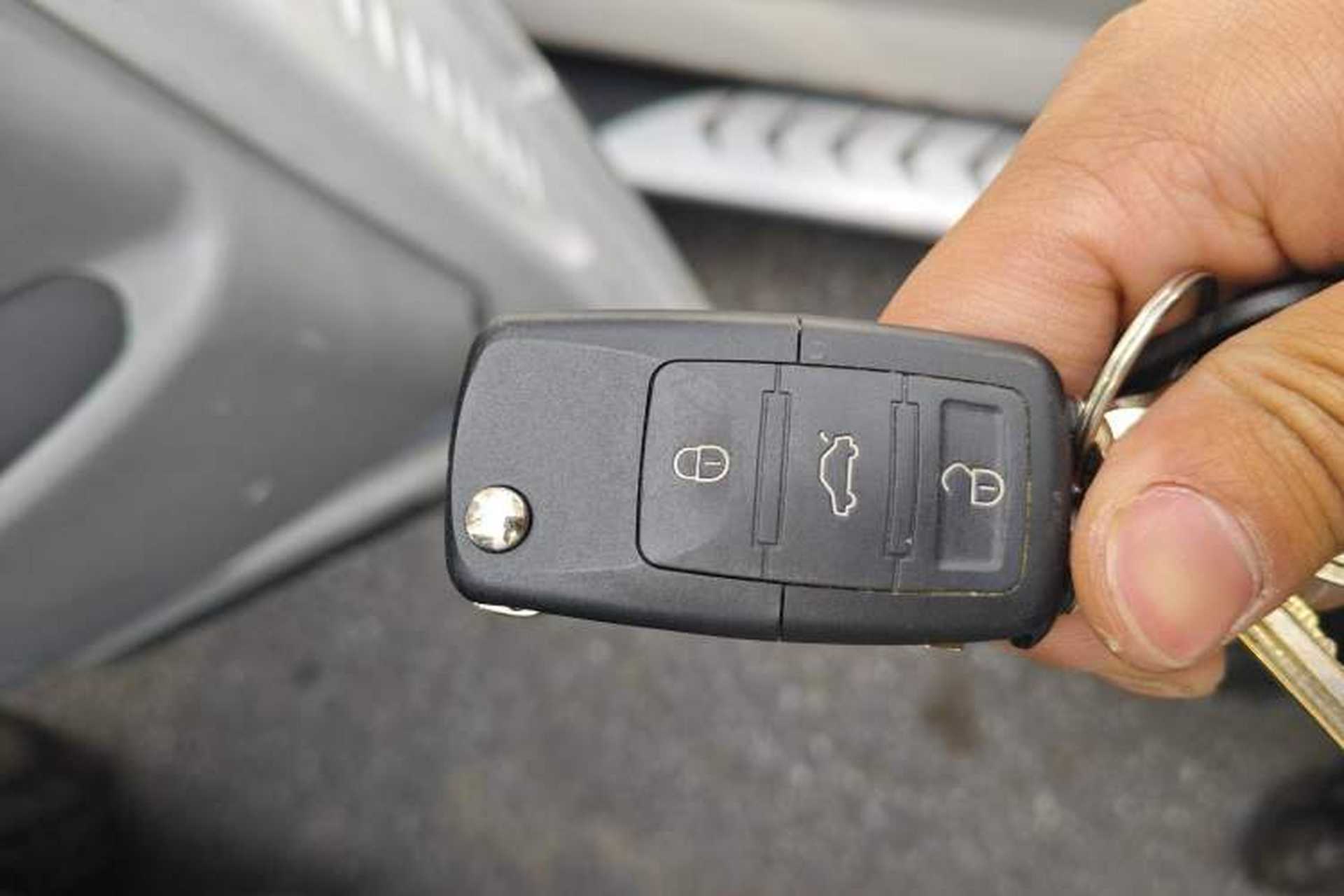 Used Iveco Power Daily 2012 2.5T-A32 Base Version Vehicle Key
