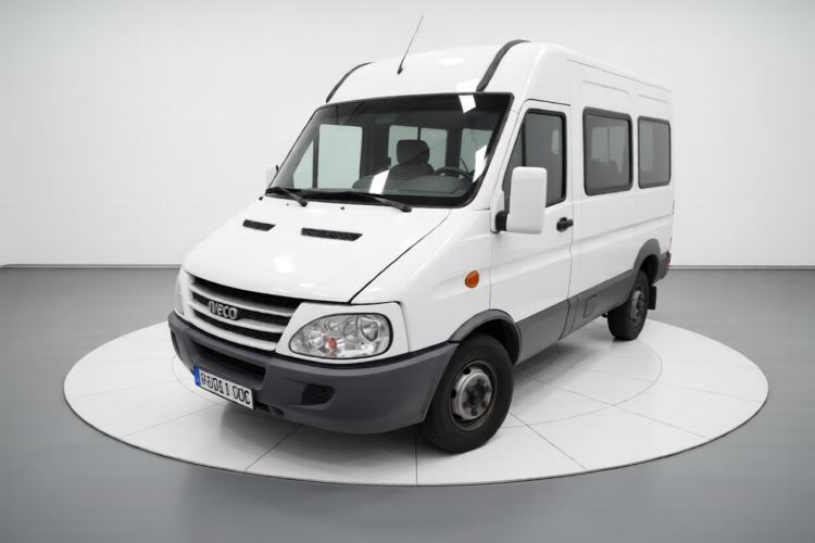 Używany Iveco Power Daily 2012 2.5T-A32 Base Version Guazi used car, China used car export, Used car for sale, Used cars, Cheapest cars for sale