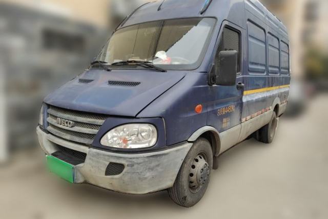 Used Iveco Power Daily 2013 2.8T-V36 Box Truck