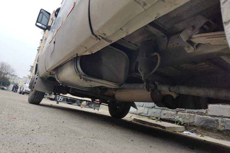 Used Iveco Power Daily 2013 2.8T-V36 Box Truck Chassis Rear Left