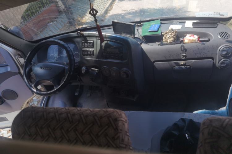 Used Iveco Power Daily  Center Console