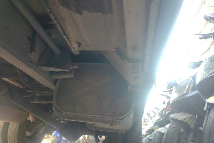 Used Iveco Power Daily 2013 3.0T-V39 Low-Roof Box Truck F1C Chassis Front Left