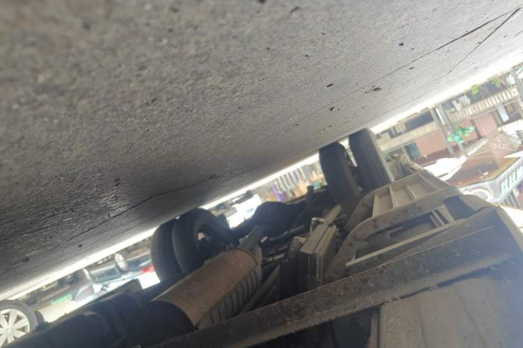 Used Iveco Power Daily  Chassis Front Right
