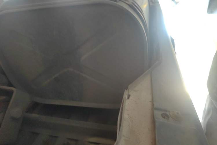 Used Iveco Power Daily 2013 3.0T-V39 Low-Roof Box Truck F1C Chassis Rear Left