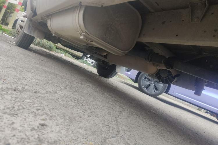 Used Iveco Power Daily 2013 2.5T-V39 Low-Roof Box Truck Chassis Rear Left