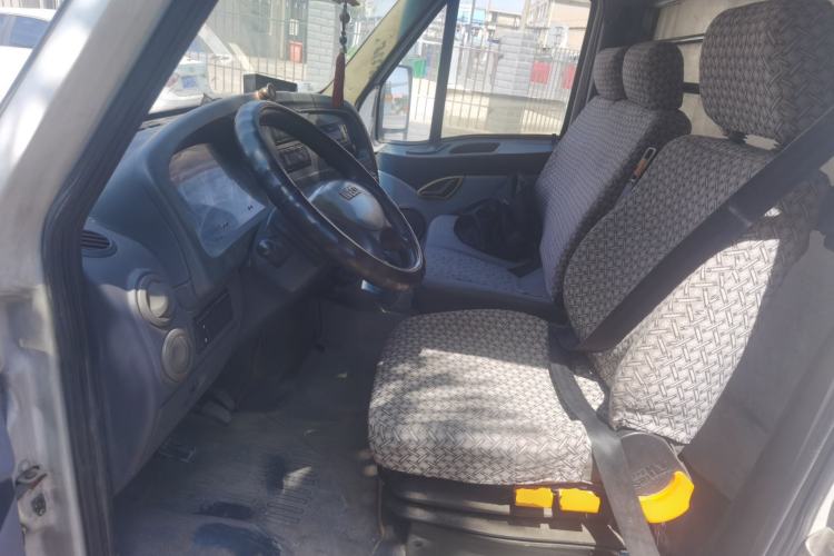 Used Iveco Power Daily  Driver Seat