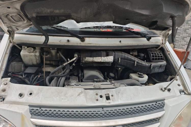 Used Iveco Power Daily 2013 2.8T-A32 All-Round Edition Engine Bay