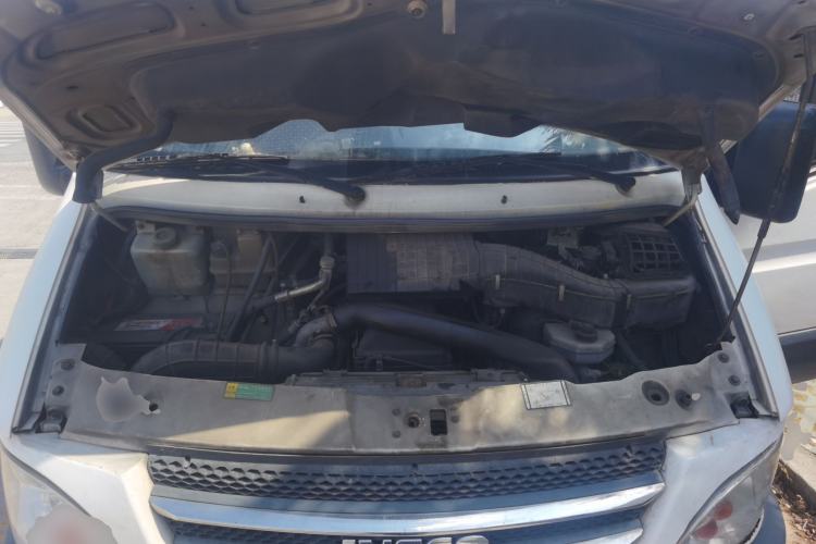Used Iveco Power Daily  Engine Bay