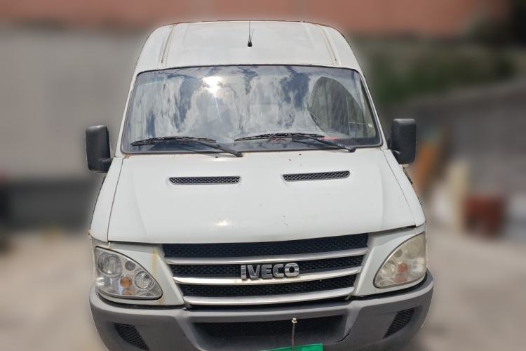 Used Iveco Power Daily 2013 2.8T-A32 All-Round Edition Front