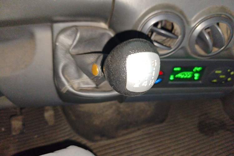 Used Iveco Power Daily  Gear Lever