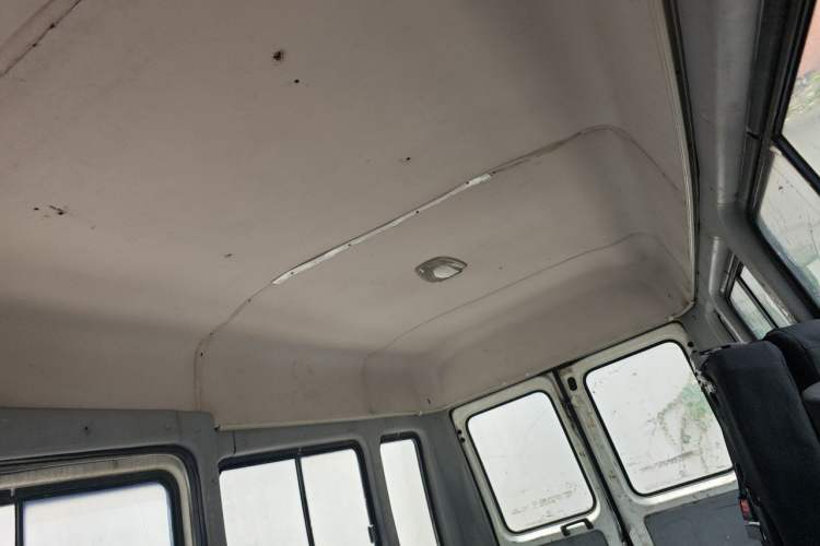 Used Iveco Power Daily 2013 2.8T-A32 All-Round Edition Headliner