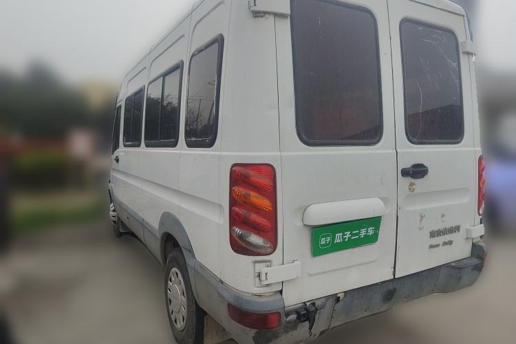 Used Iveco Power Daily 2013 2.5T-V39 Low-Roof Box Truck Rear Left 45 Deg