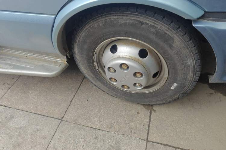 Used Iveco Power Daily  Right Front Wheel Hub